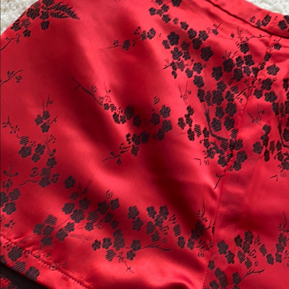 Set - Picture 2 of 4